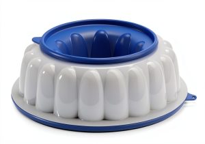 Tupperware Ring Mold Cake Pan 6 Cup Capacity Sealed-0